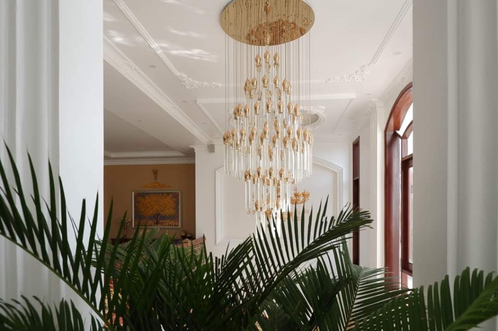 Hoa văn phào chỉ trần